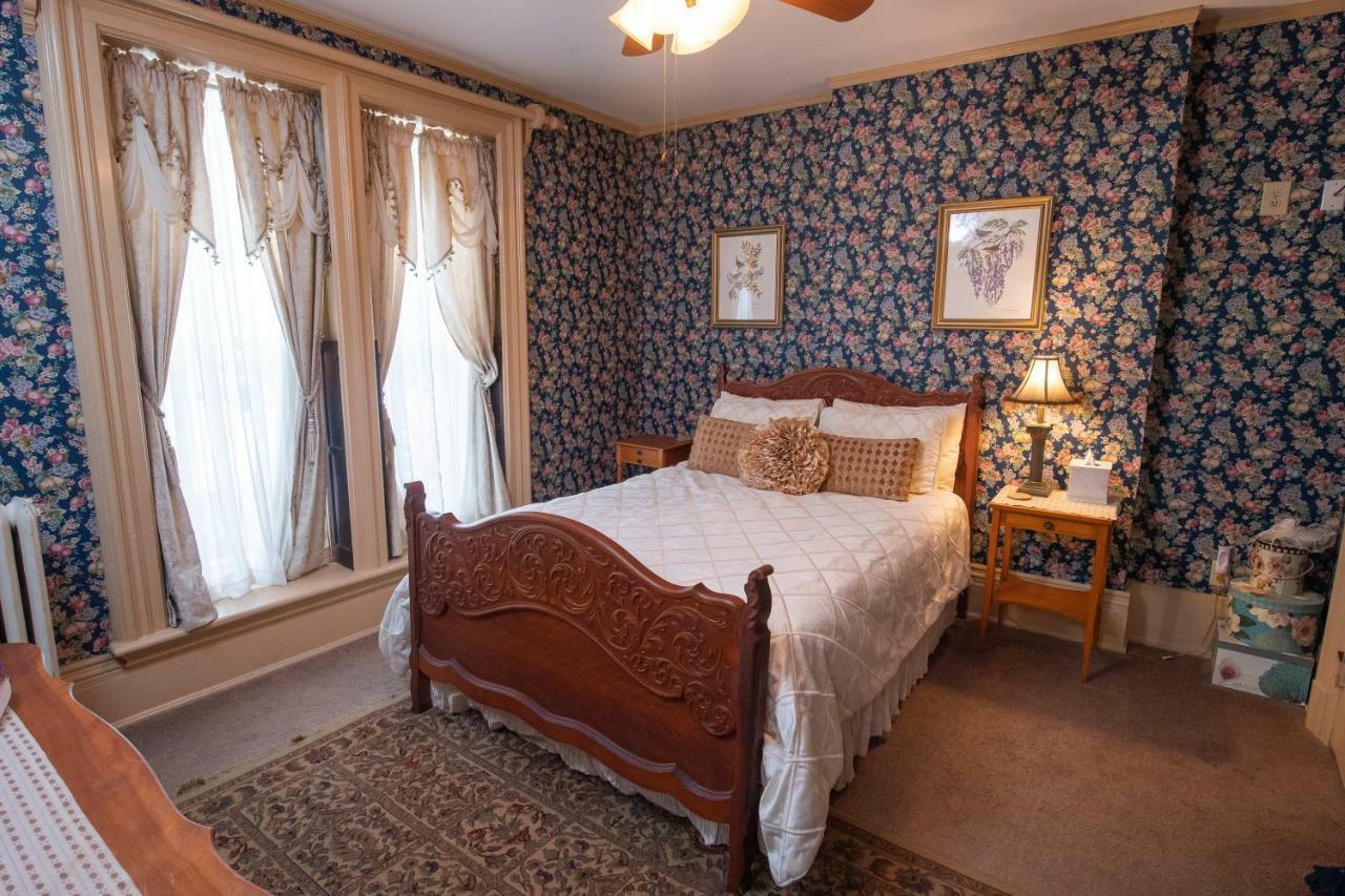 Spencer House Bed & Breakfast Ери Екстериор снимка